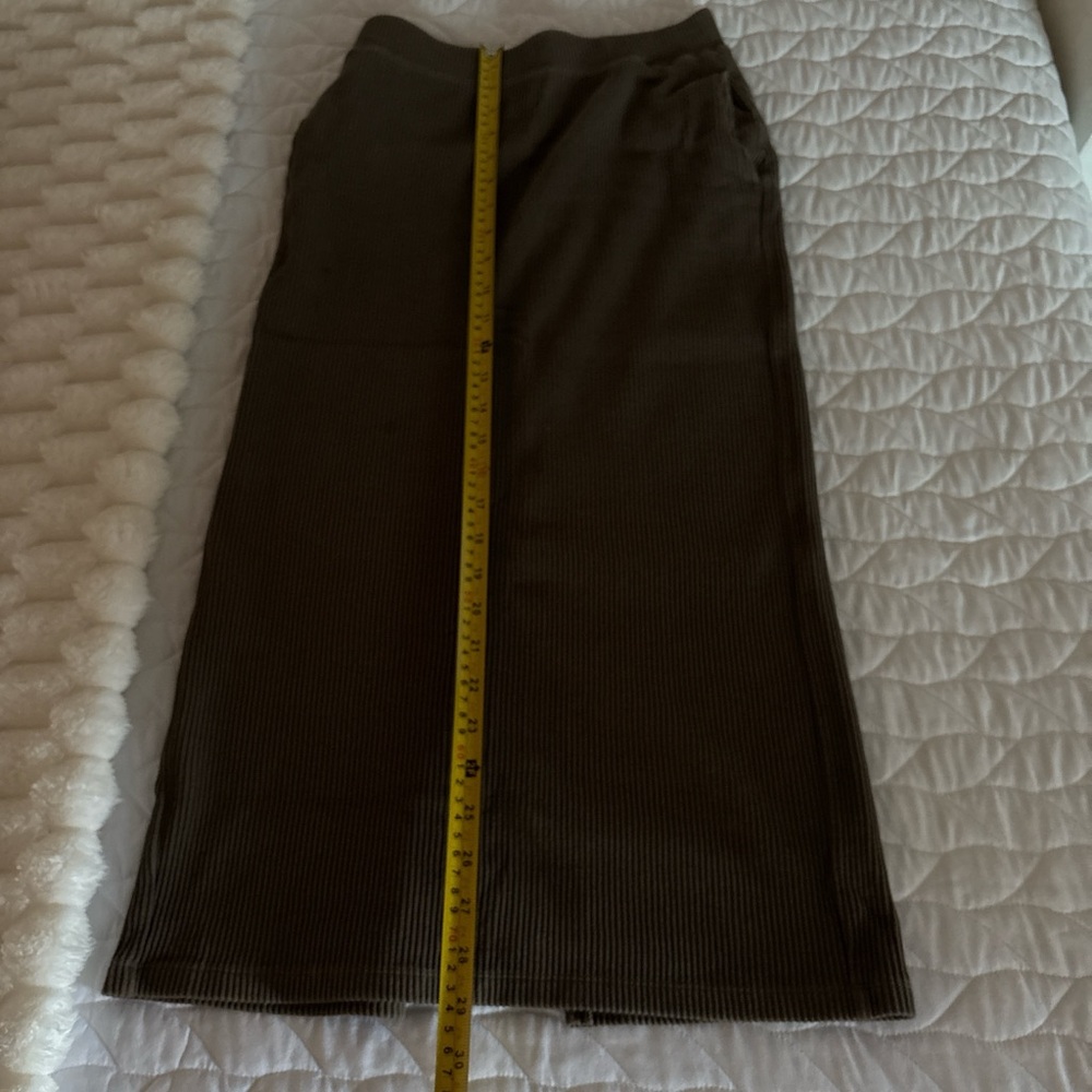 Uniqlo Brown/Grey Pencil Skirt - Picture 6 of 8